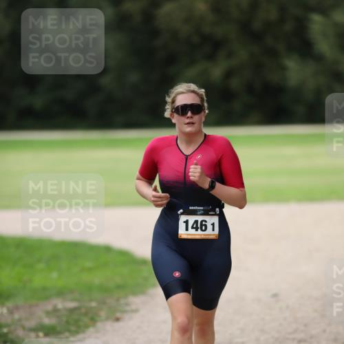 30.08.2026 - Elbe Triathlon Hamburg Antke Förster http://msf.ph/oto/10108452 30.08.2026 14:28:19 Laufen 1461 meine-sportfotos.de
