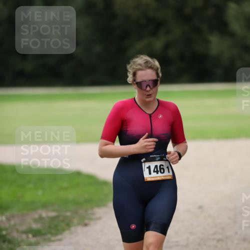 30.08.2026 - Elbe Triathlon Hamburg Antke Förster http://msf.ph/oto/10108454 30.08.2026 14:28:19 Laufen 1461 meine-sportfotos.de