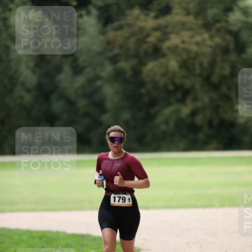 30.08.2026 - Elbe Triathlon Hamburg Antke Förster http://msf.ph/oto/10108462 30.08.2026 14:28:37 Laufen 179 meine-sportfotos.de