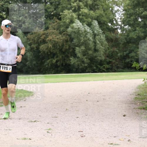30.08.2026 - Elbe Triathlon Hamburg Antke Förster http://msf.ph/oto/10108463 30.08.2026 15:00:39 Laufen 1762 meine-sportfotos.de