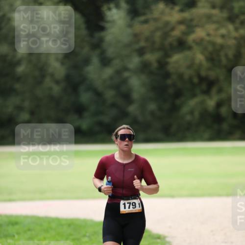 30.08.2026 - Elbe Triathlon Hamburg Antke Förster http://msf.ph/oto/10108464 30.08.2026 14:28:37 Laufen 179 meine-sportfotos.de