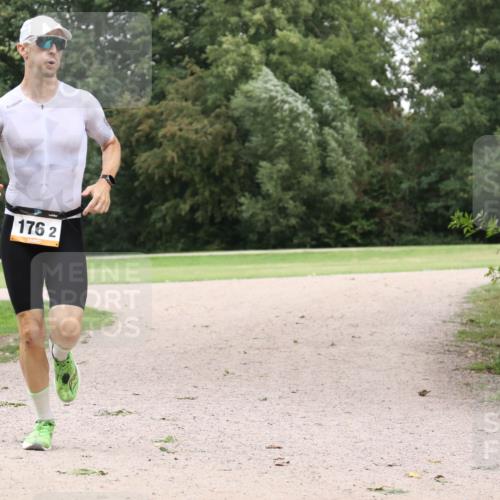 30.08.2026 - Elbe Triathlon Hamburg Antke Förster http://msf.ph/oto/10108465 30.08.2026 15:00:40 Laufen 176, 2 meine-sportfotos.de