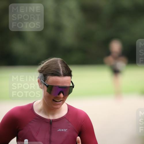 30.08.2026 - Elbe Triathlon Hamburg Antke Förster http://msf.ph/oto/10108472 30.08.2026 14:28:41 Laufen 179 meine-sportfotos.de