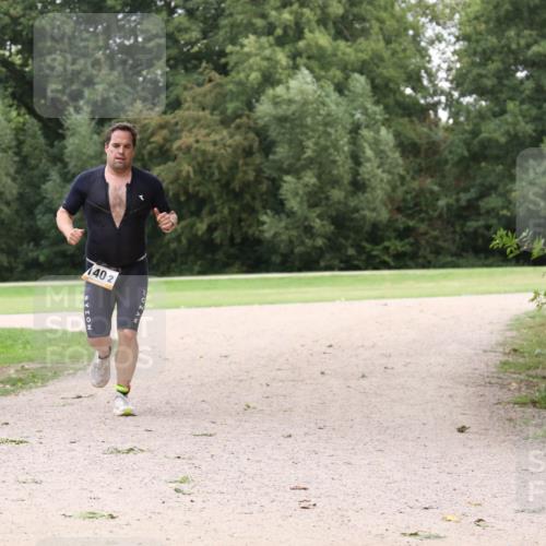 30.08.2026 - Elbe Triathlon Hamburg Antke Förster http://msf.ph/oto/10108475 30.08.2026 15:01:11 Laufen 40, 2 meine-sportfotos.de
