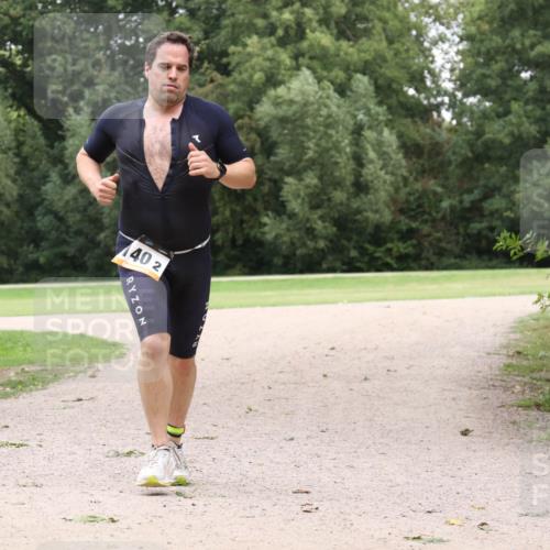 30.08.2026 - Elbe Triathlon Hamburg Antke Förster http://msf.ph/oto/10108479 30.08.2026 15:01:13 Laufen 140, 2 meine-sportfotos.de