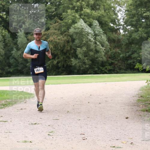 30.08.2026 - Elbe Triathlon Hamburg Antke Förster http://msf.ph/oto/10108489 30.08.2026 15:01:46 Laufen 163, 2 meine-sportfotos.de