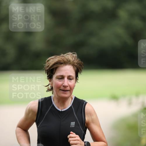 30.08.2026 - Elbe Triathlon Hamburg Antke Förster http://msf.ph/oto/10108496 30.08.2026 14:28:53 Laufen 151, 1 meine-sportfotos.de