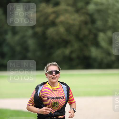 30.08.2026 - Elbe Triathlon Hamburg Antke Förster http://msf.ph/oto/10108504 30.08.2026 14:29:05 Laufen 147, 1 meine-sportfotos.de