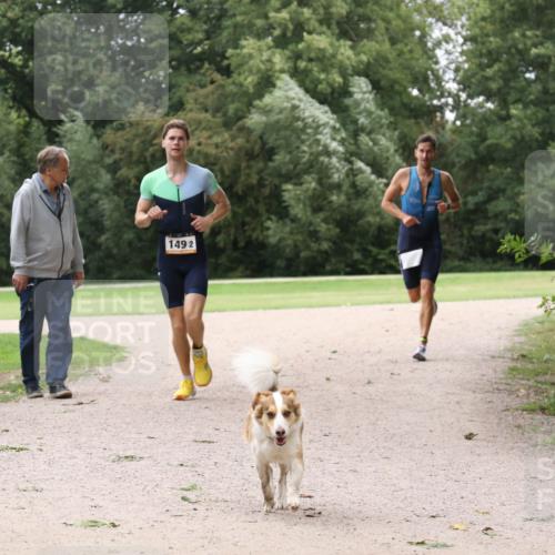 30.08.2026 - Elbe Triathlon Hamburg Antke Förster http://msf.ph/oto/10108513 30.08.2026 15:02:08 Laufen 1492 meine-sportfotos.de