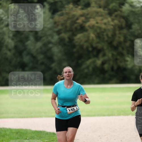 30.08.2026 - Elbe Triathlon Hamburg Antke Förster http://msf.ph/oto/10108514 30.08.2026 14:29:44 Laufen 1421 meine-sportfotos.de