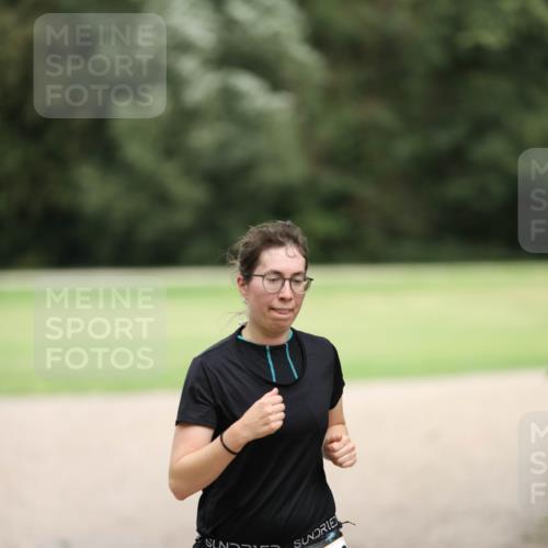 30.08.2026 - Elbe Triathlon Hamburg Antke Förster http://msf.ph/oto/10108524 30.08.2026 14:29:47 Laufen 157 meine-sportfotos.de
