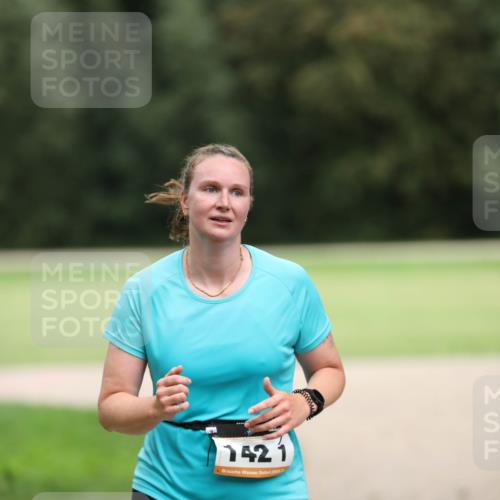 30.08.2026 - Elbe Triathlon Hamburg Antke Förster http://msf.ph/oto/10108526 30.08.2026 14:29:48 Laufen 1421 meine-sportfotos.de