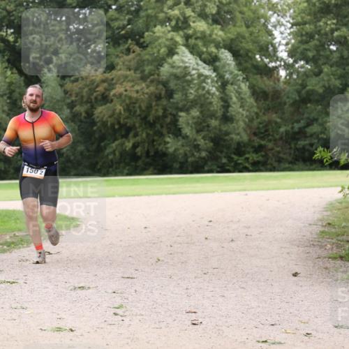 30.08.2026 - Elbe Triathlon Hamburg Antke Förster http://msf.ph/oto/10108531 30.08.2026 15:02:43 Laufen 150, 2 meine-sportfotos.de