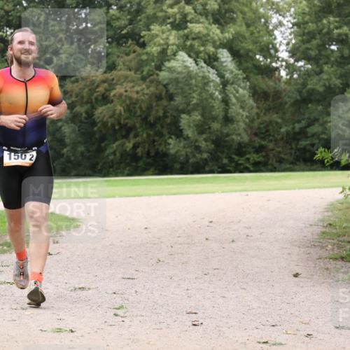 30.08.2026 - Elbe Triathlon Hamburg Antke Förster http://msf.ph/oto/10108535 30.08.2026 15:02:45 Laufen 150, 2 meine-sportfotos.de