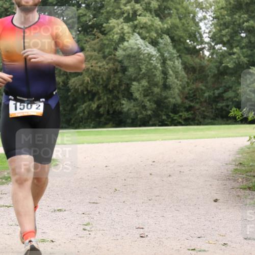 30.08.2026 - Elbe Triathlon Hamburg Antke Förster http://msf.ph/oto/10108539 30.08.2026 15:02:46 Laufen 1502 meine-sportfotos.de