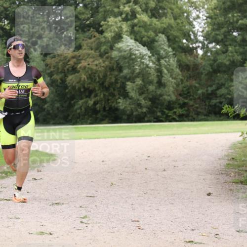 30.08.2026 - Elbe Triathlon Hamburg Antke Förster http://msf.ph/oto/10108551 30.08.2026 15:02:57 Laufen  meine-sportfotos.de