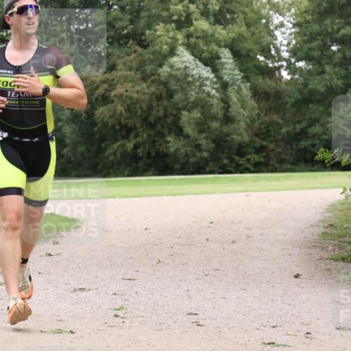 30.08.2026 - Elbe Triathlon Hamburg Antke Förster http://msf.ph/oto/10108553 30.08.2026 15:02:58 Laufen  meine-sportfotos.de