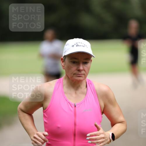 30.08.2026 - Elbe Triathlon Hamburg Antke Förster http://msf.ph/oto/10108554 30.08.2026 14:30:17 Laufen  meine-sportfotos.de