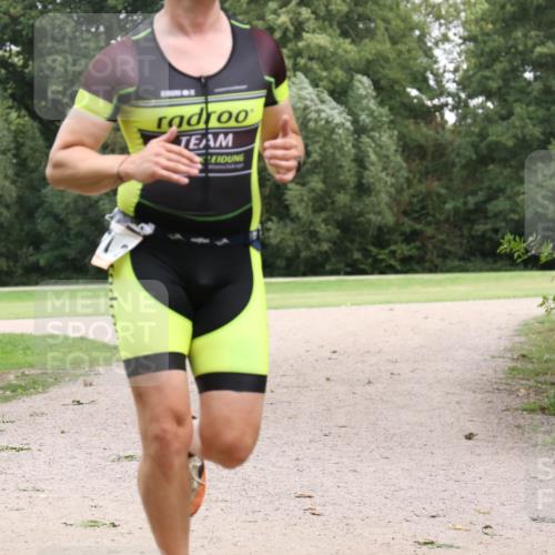 30.08.2026 - Elbe Triathlon Hamburg Antke Förster http://msf.ph/oto/10108555 30.08.2026 15:02:59 Laufen  meine-sportfotos.de