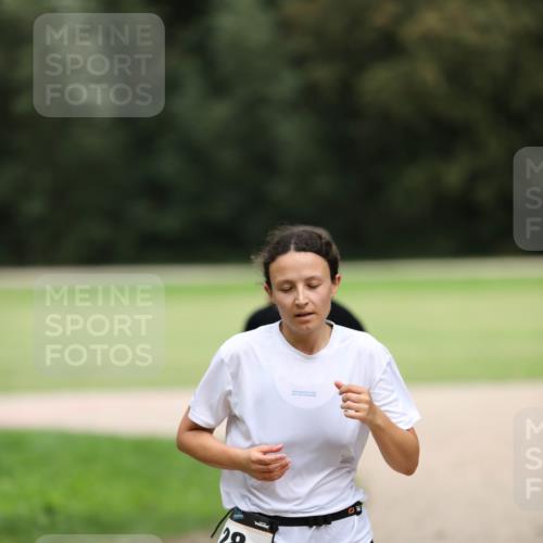 30.08.2026 - Elbe Triathlon Hamburg Antke Förster http://msf.ph/oto/10108562 30.08.2026 14:30:21 Laufen 281 meine-sportfotos.de
