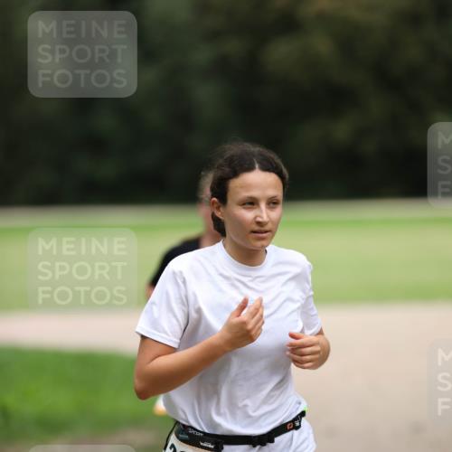 30.08.2026 - Elbe Triathlon Hamburg Antke Förster http://msf.ph/oto/10108564 30.08.2026 14:30:21 Laufen 28, 1, 4 meine-sportfotos.de