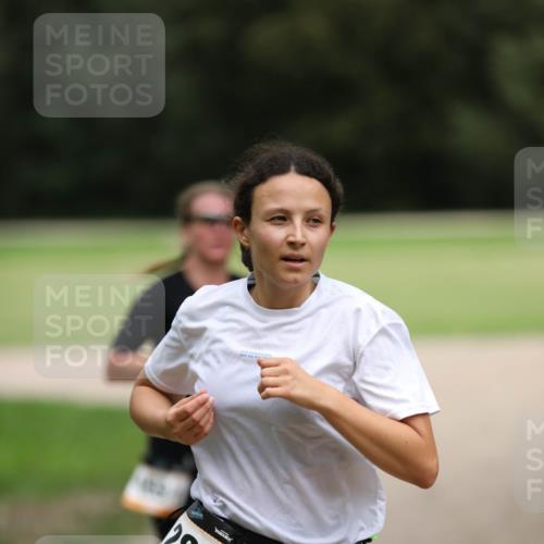 30.08.2026 - Elbe Triathlon Hamburg Antke Förster http://msf.ph/oto/10108566 30.08.2026 14:30:22 Laufen 28, 1 meine-sportfotos.de