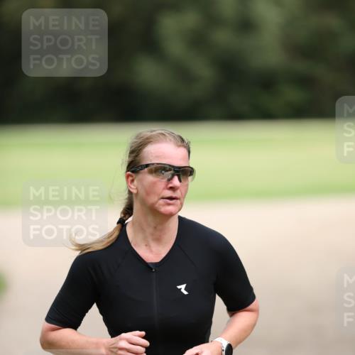 30.08.2026 - Elbe Triathlon Hamburg Antke Förster http://msf.ph/oto/10108570 30.08.2026 14:30:23 Laufen 1591 meine-sportfotos.de
