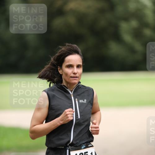 30.08.2026 - Elbe Triathlon Hamburg Antke Förster http://msf.ph/oto/10108582 30.08.2026 14:30:39 Laufen 1351, 4 meine-sportfotos.de