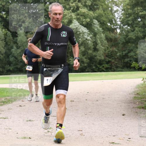 30.08.2026 - Elbe Triathlon Hamburg Antke Förster http://msf.ph/oto/10108587 30.08.2026 15:04:04 Laufen 1652, 96, 16 meine-sportfotos.de