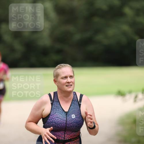 30.08.2026 - Elbe Triathlon Hamburg Antke Förster http://msf.ph/oto/10108594 30.08.2026 14:30:53 Laufen  meine-sportfotos.de