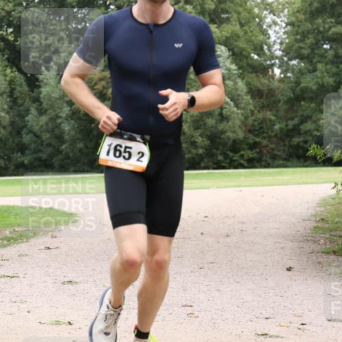 30.08.2026 - Elbe Triathlon Hamburg Antke Förster http://msf.ph/oto/10108597 30.08.2026 15:04:07 Laufen 165, 2 meine-sportfotos.de