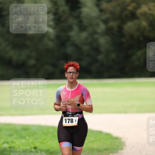 30.08.2026 - Elbe Triathlon Hamburg Antke Förster http://msf.ph/oto/10108600 30.08.2026 14:30:56 Laufen 178, 1 meine-sportfotos.de