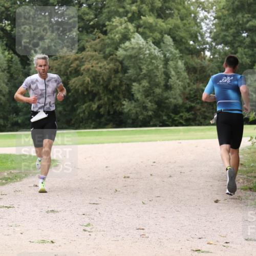 30.08.2026 - Elbe Triathlon Hamburg Antke Förster http://msf.ph/oto/10108603 30.08.2026 15:04:28 Laufen 3 meine-sportfotos.de
