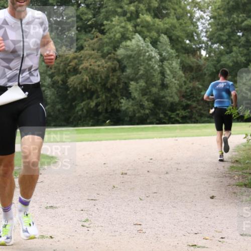 30.08.2026 - Elbe Triathlon Hamburg Antke Förster http://msf.ph/oto/10108609 30.08.2026 15:04:30 Laufen  meine-sportfotos.de