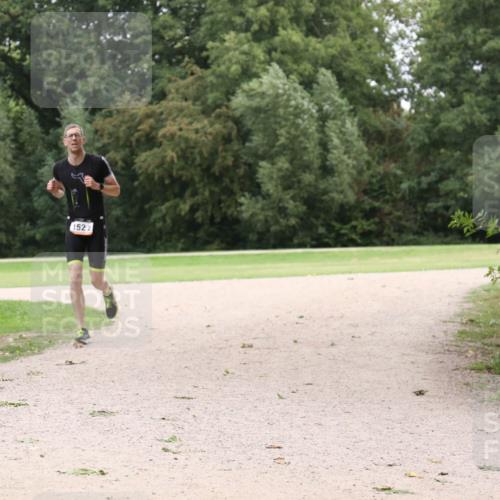 30.08.2026 - Elbe Triathlon Hamburg Antke Förster http://msf.ph/oto/10108617 30.08.2026 15:04:51 Laufen 152 meine-sportfotos.de