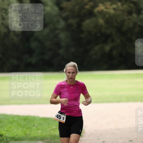 30.08.2026 - Elbe Triathlon Hamburg Antke Förster http://msf.ph/oto/10108624 30.08.2026 14:31:08 Laufen 45, 1 meine-sportfotos.de