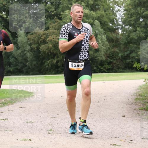 30.08.2026 - Elbe Triathlon Hamburg Antke Förster http://msf.ph/oto/10108637 30.08.2026 15:05:28 Laufen 131, 2, 1592 meine-sportfotos.de