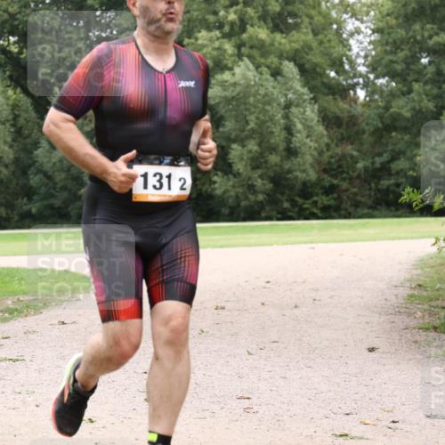 30.08.2026 - Elbe Triathlon Hamburg Antke Förster http://msf.ph/oto/10108641 30.08.2026 15:05:29 Laufen 1312 meine-sportfotos.de