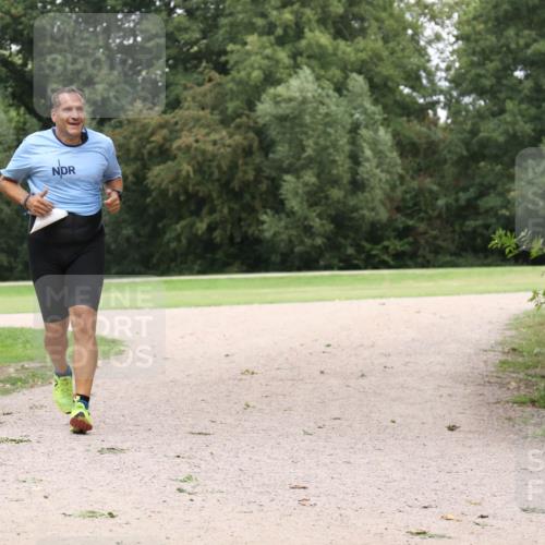 30.08.2026 - Elbe Triathlon Hamburg Antke Förster http://msf.ph/oto/10108657 30.08.2026 15:06:46 Laufen  meine-sportfotos.de