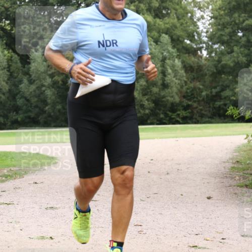 30.08.2026 - Elbe Triathlon Hamburg Antke Förster http://msf.ph/oto/10108665 30.08.2026 15:06:48 Laufen  meine-sportfotos.de