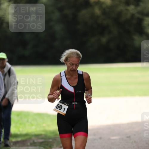 30.08.2026 - Elbe Triathlon Hamburg Antke Förster http://msf.ph/oto/10108674 30.08.2026 14:32:54 Laufen 69, 1 meine-sportfotos.de