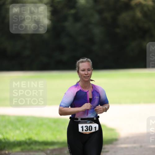 30.08.2026 - Elbe Triathlon Hamburg Antke Förster http://msf.ph/oto/10108688 30.08.2026 14:33:08 Laufen 1301 meine-sportfotos.de