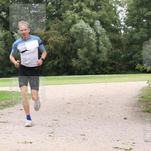 30.08.2026 - Elbe Triathlon Hamburg Antke Förster http://msf.ph/oto/10108697 30.08.2026 15:07:33 Laufen  meine-sportfotos.de