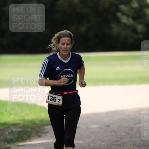 30.08.2026 - Elbe Triathlon Hamburg Antke Förster http://msf.ph/oto/10108700 30.08.2026 14:33:43 Laufen 136, 2, 5 meine-sportfotos.de