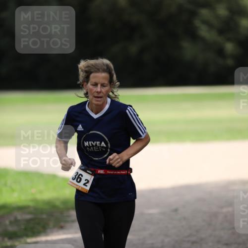 30.08.2026 - Elbe Triathlon Hamburg Antke Förster http://msf.ph/oto/10108702 30.08.2026 14:33:44 Laufen 36, 2, 5 meine-sportfotos.de