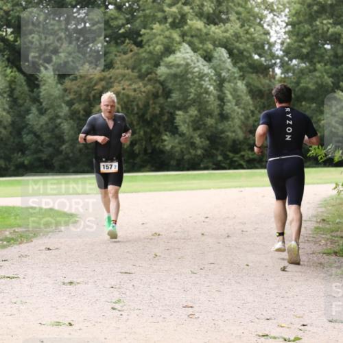 30.08.2026 - Elbe Triathlon Hamburg Antke Förster http://msf.ph/oto/10108705 30.08.2026 15:07:56 Laufen 157, 2 meine-sportfotos.de