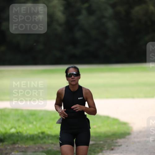 30.08.2026 - Elbe Triathlon Hamburg Antke Förster http://msf.ph/oto/10108714 30.08.2026 14:34:05 Laufen 2 meine-sportfotos.de