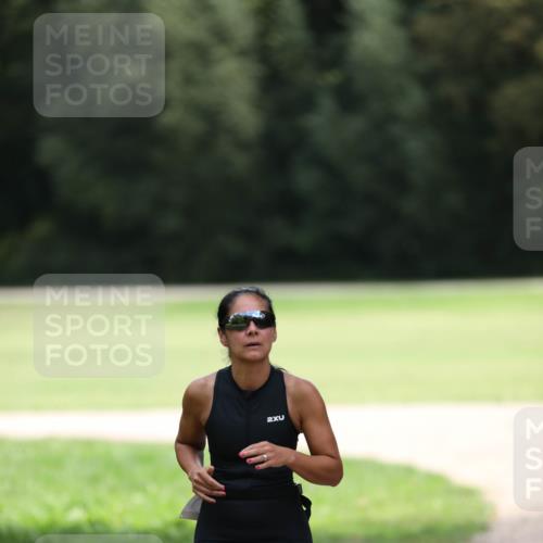 30.08.2026 - Elbe Triathlon Hamburg Antke Förster http://msf.ph/oto/10108716 30.08.2026 14:34:06 Laufen 2 meine-sportfotos.de
