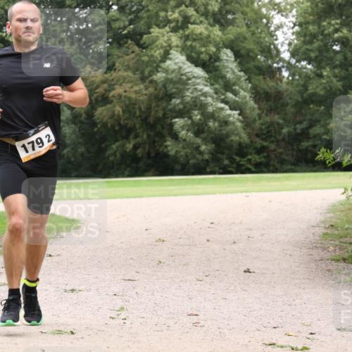 30.08.2026 - Elbe Triathlon Hamburg Antke Förster http://msf.ph/oto/10108723 30.08.2026 15:08:55 Laufen 179, 2 meine-sportfotos.de