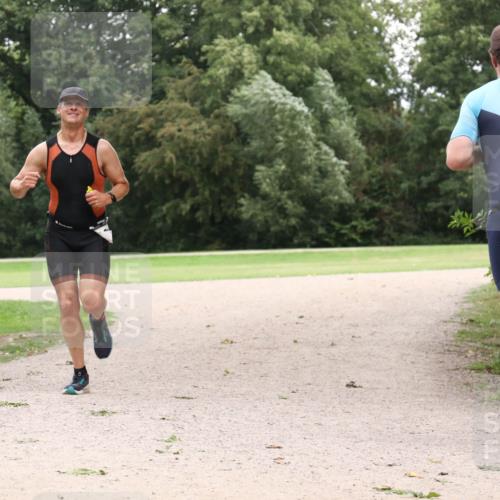 30.08.2026 - Elbe Triathlon Hamburg Antke Förster http://msf.ph/oto/10108733 30.08.2026 15:09:25 Laufen  meine-sportfotos.de